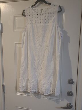 NWT LOFT Off White eyelet dress Sz 12